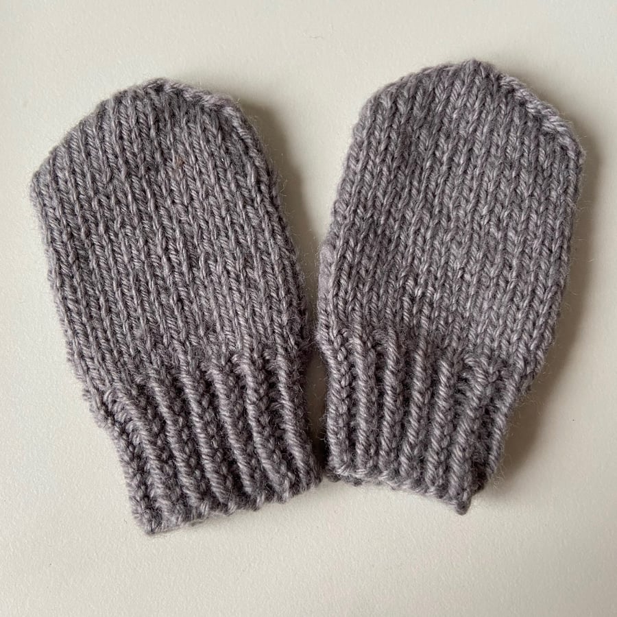 Hand Knitted mittens newborn Dusky Grey