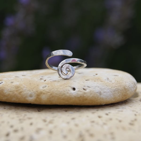 UNIQUE QUALITY HANDCRAFTED SINGLE SPIRAL RING