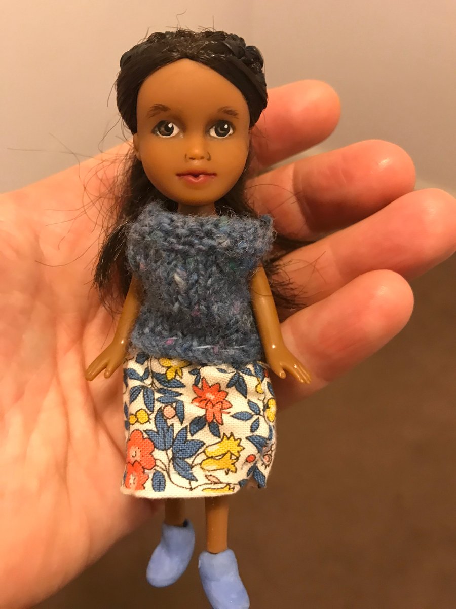 Mini festival folk dolls