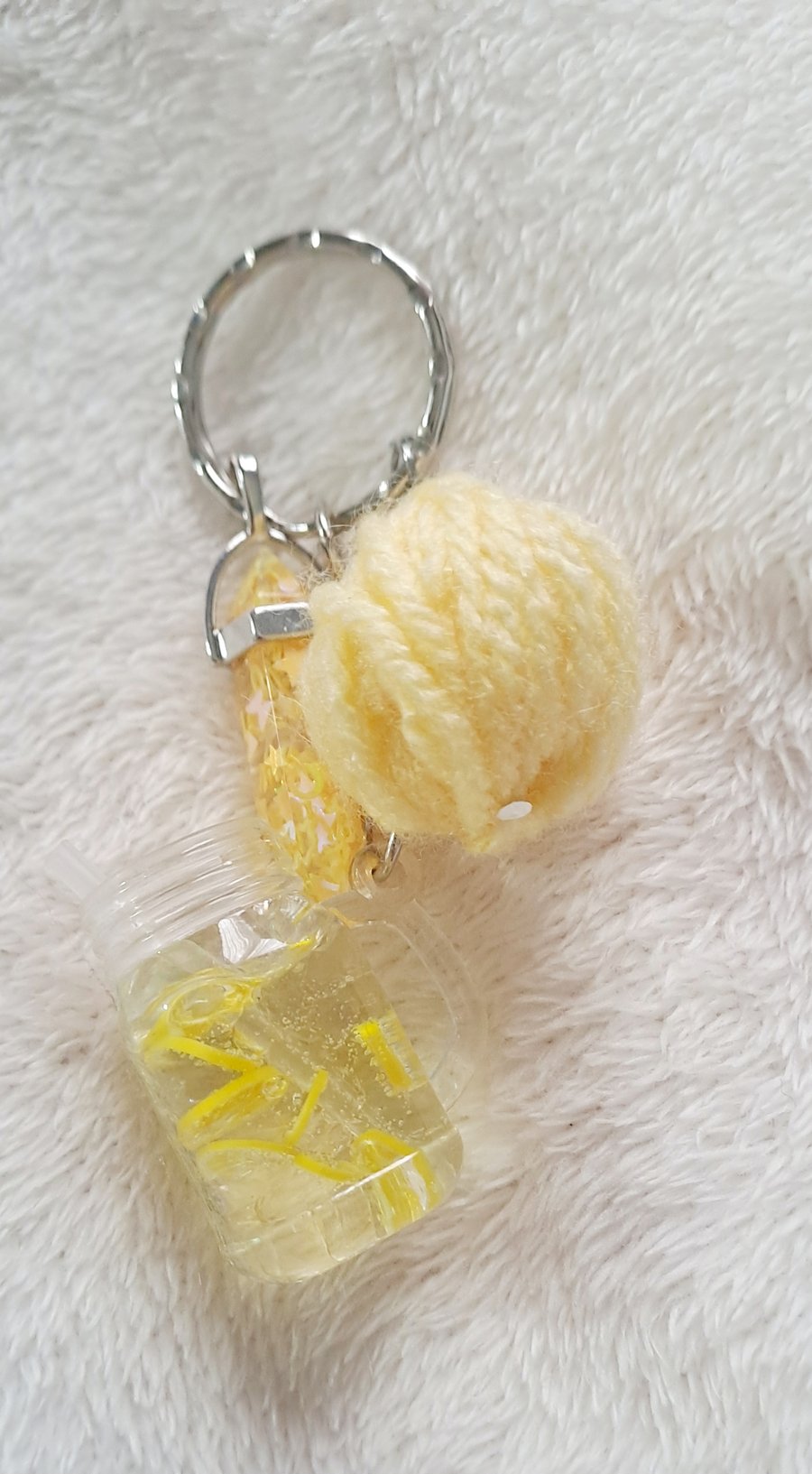 lemon cocktail resin keyring crochet knitting