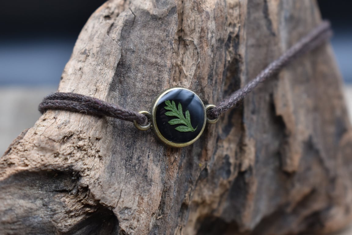 Adjustable Resin Bracelet with Real Silverweed Leaf, Waxed Cotton Cord