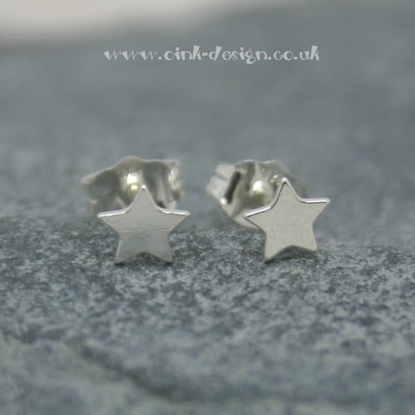  Small sterling silver star stud earrings