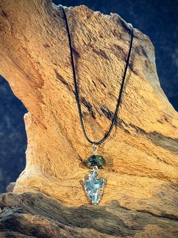 Silver arrowhead pendant with prehnite gemstone 