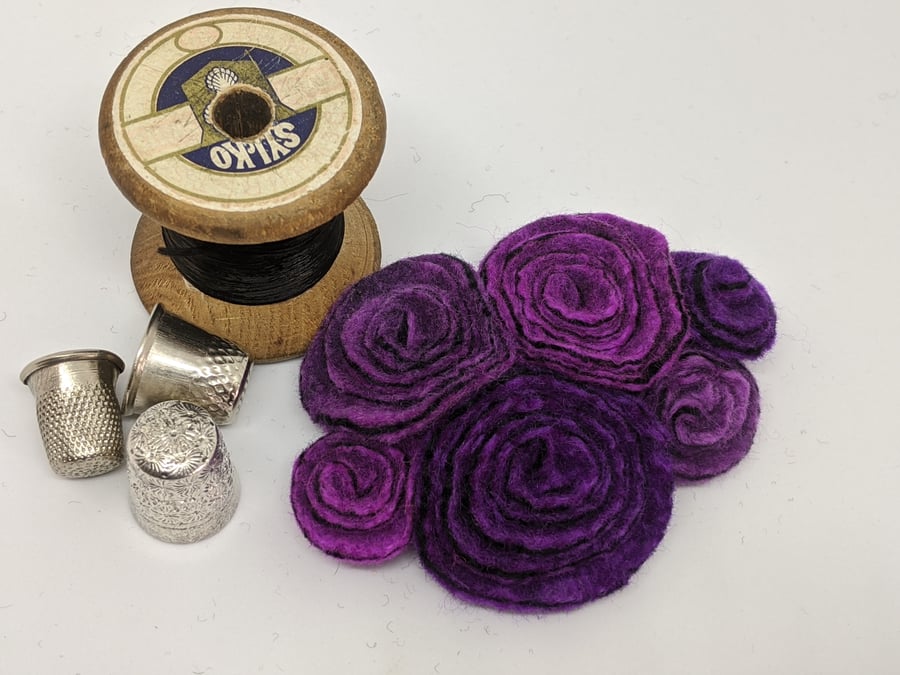Large vintage inspired felted flowers brooch in shades of purple