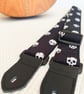 1.5 inch Wide Adjustable Ukulele Strap with Black and White Skulls - Image 4