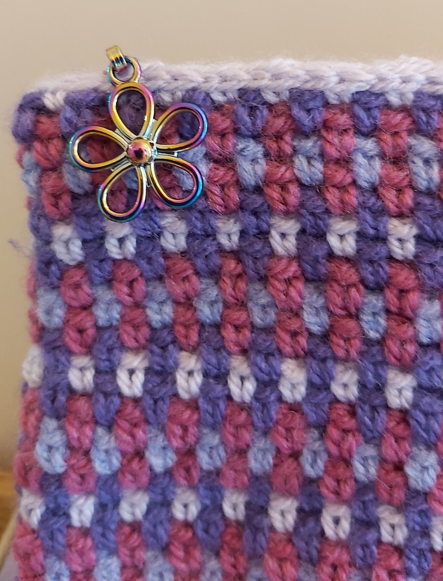 Crochet zipper case
