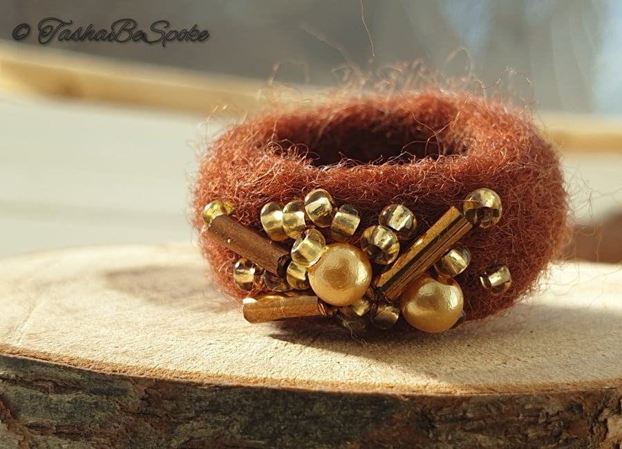 Handmade felted ring, Golden brown merino wool ring, Textile jewellery 