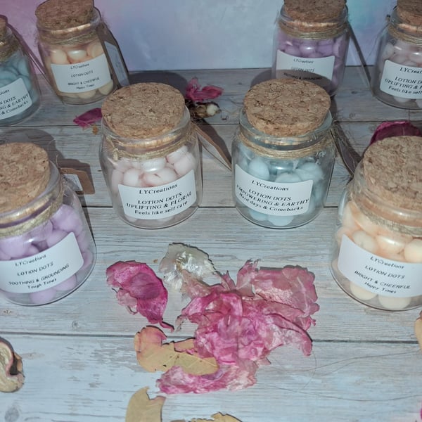 Moisturising Dots with Essential Oils 20g