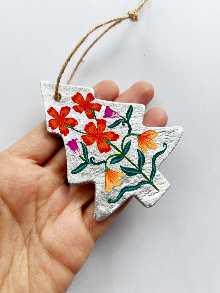 Silver Christmas Tree Ornament with Autumnal Blooms