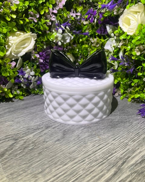 luxe bow pot