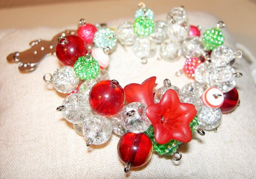 Seasonal Beaded Bracelet with Charms 