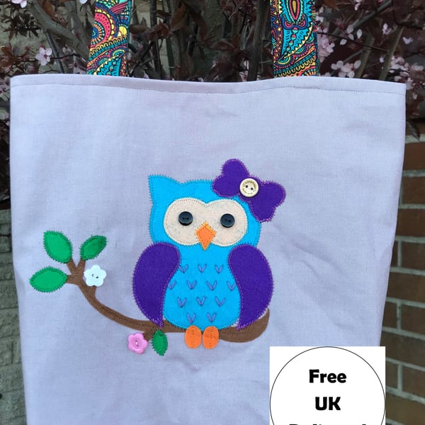 Appliqued Owl on a Tote Bag