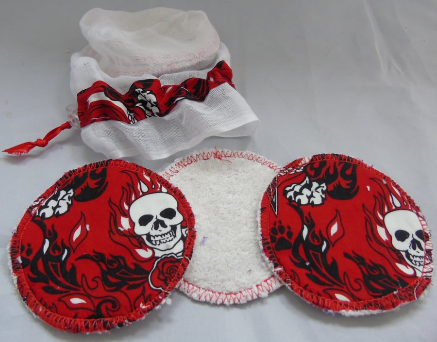 CLEARANCE - Reusable Make Up Pads - Skull
