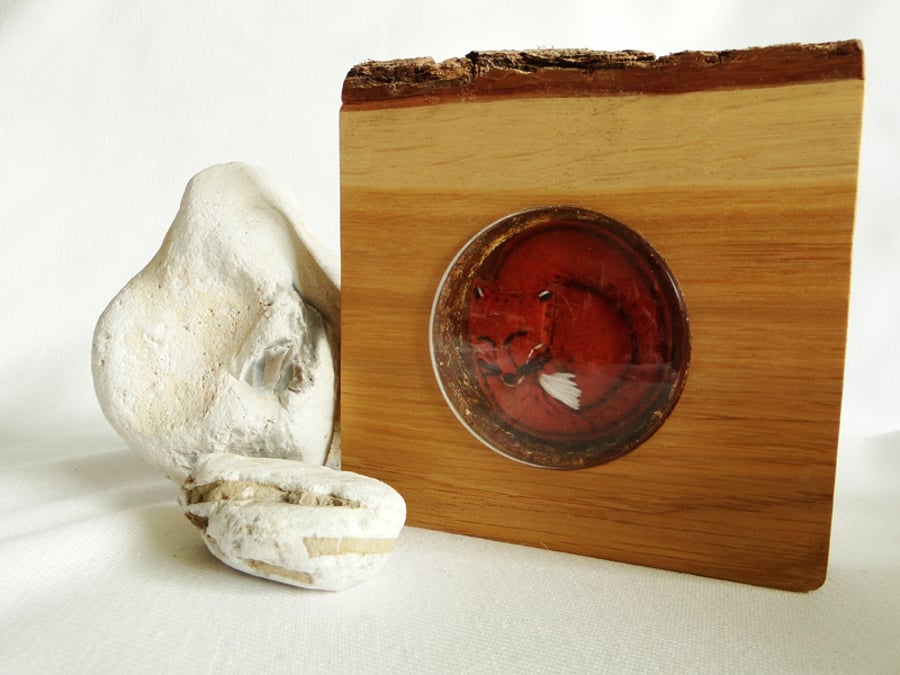  Sleeping Fox Embroidery Diorama - Handmade Oak Shadow Box Frame - Red Fox