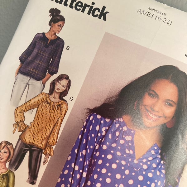 B6632 Butterick Blouse 4 Options Size 6 - 22