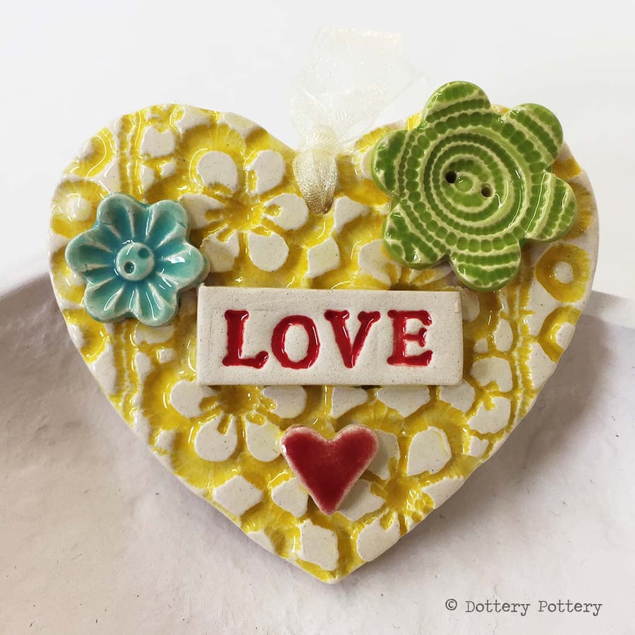 Pottery decoration Love Heart Ceramic lace pattern flower button  Valentines