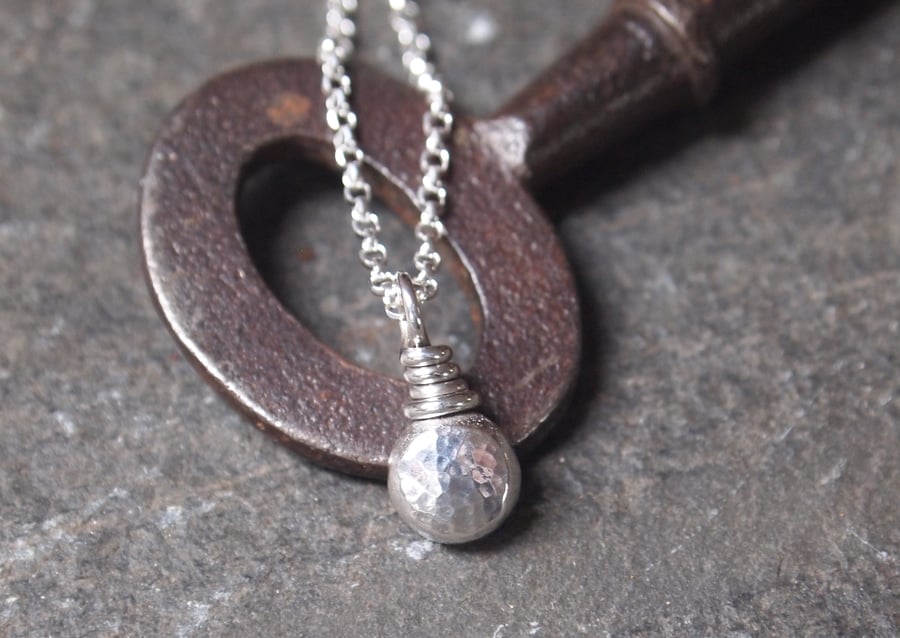 Silver, Pebble Pendant Necklace