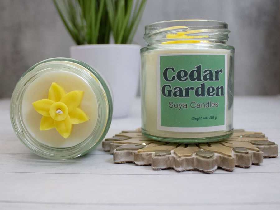 Cedar Garden a fresh blend citrus, herbs and florals a blooming garden 