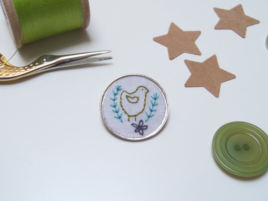 Embroidered Bird Brooch- olive bird