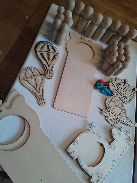 Craft supplies. Wooden craft blanks.
