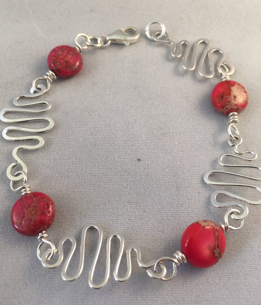 Jade squiggle bracelet