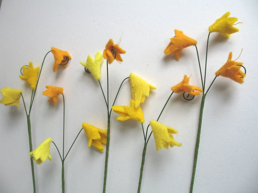 Felt  Spring Flowers in yellow