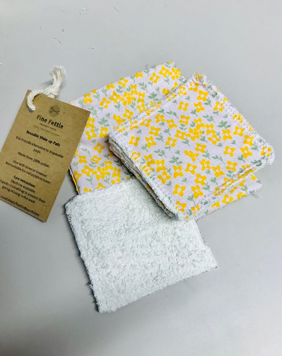 Reusable Cotton Make up Remover pads and drawstring bag