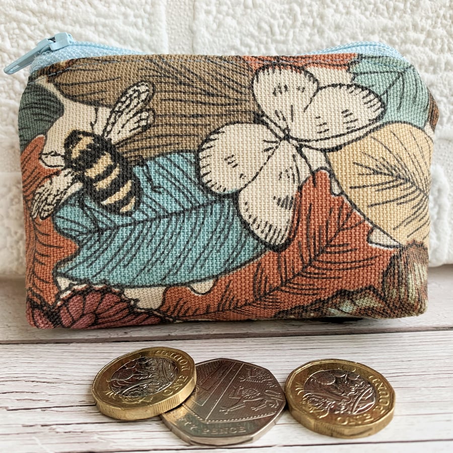 Small purse, coin purse with bee and white butterfly