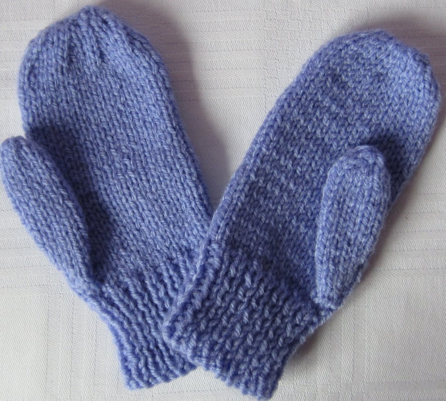 Child's Lilac Mittens