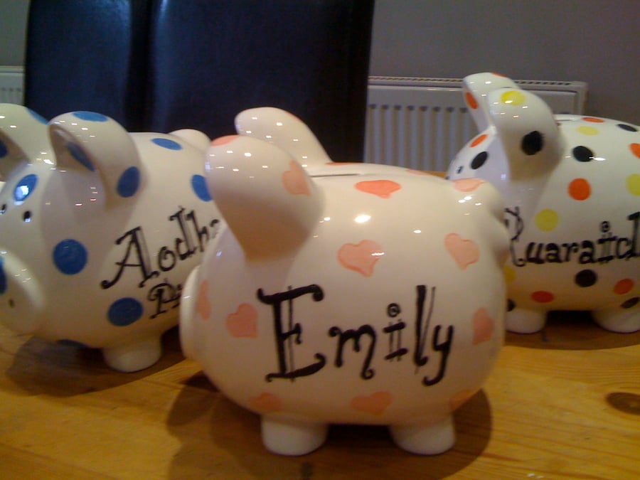 Piggy Bank Money Box, Hand painted & personalised perfect for Christmas