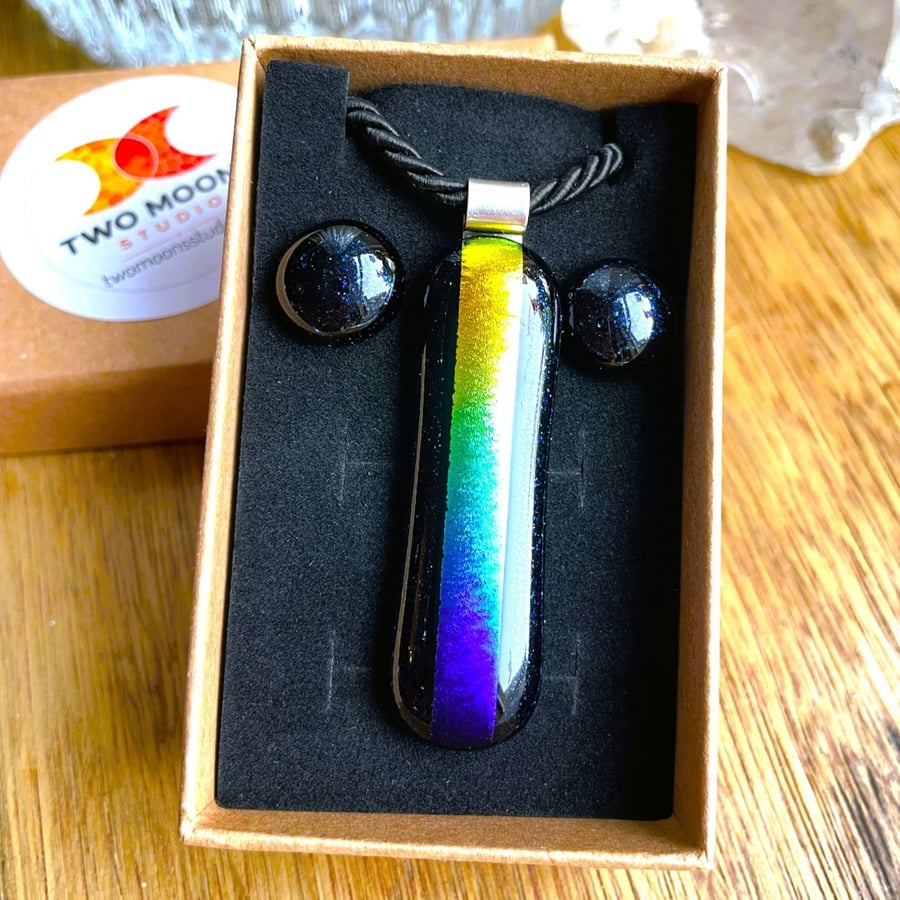 Sparkly blue and dichroic glass pendant and earring set 