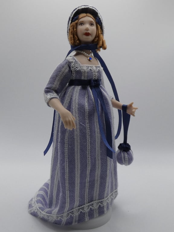 Astrid - 1:12 Regency Doll House Doll