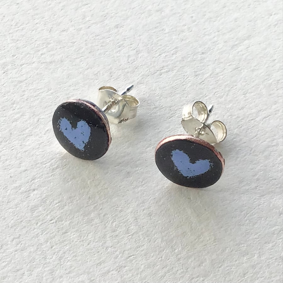 Tiny Round Stud Earrings 8mm - with Heart Motif
