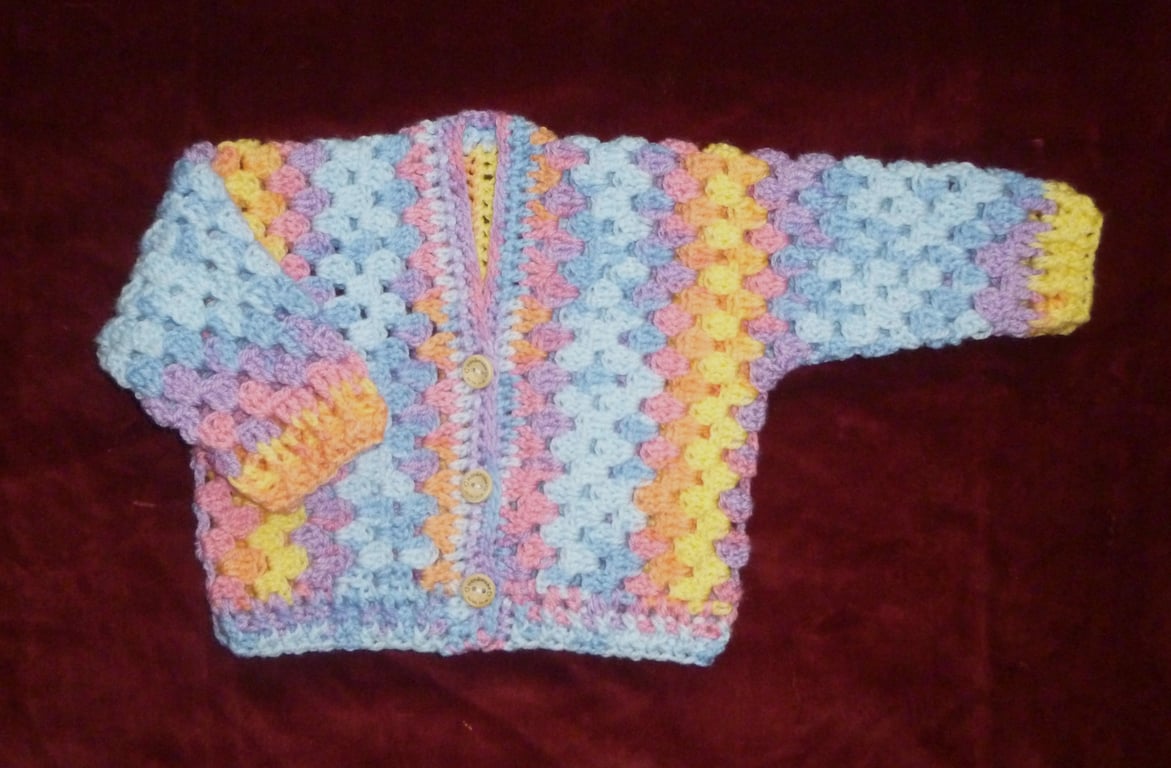 crochet baby cardigan ( ref FA 622 D1 )