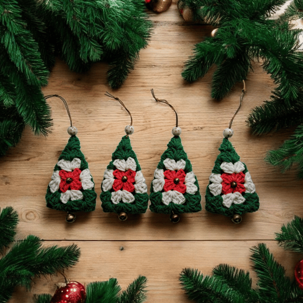 retro granny square Christmas tree decorations 