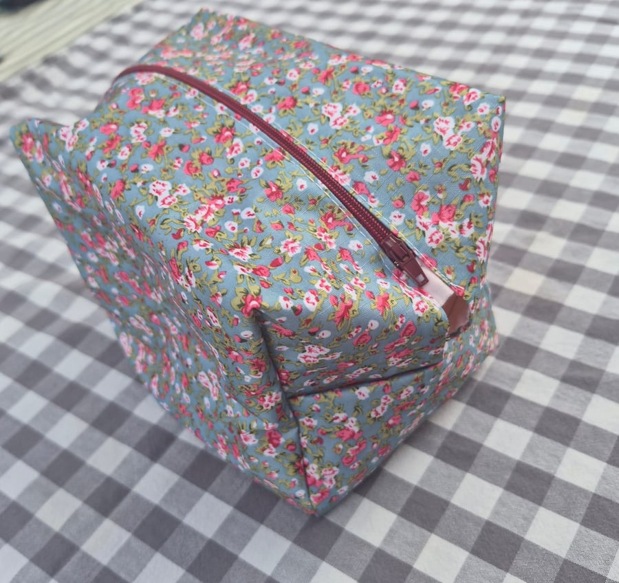 Hand made make up pouch