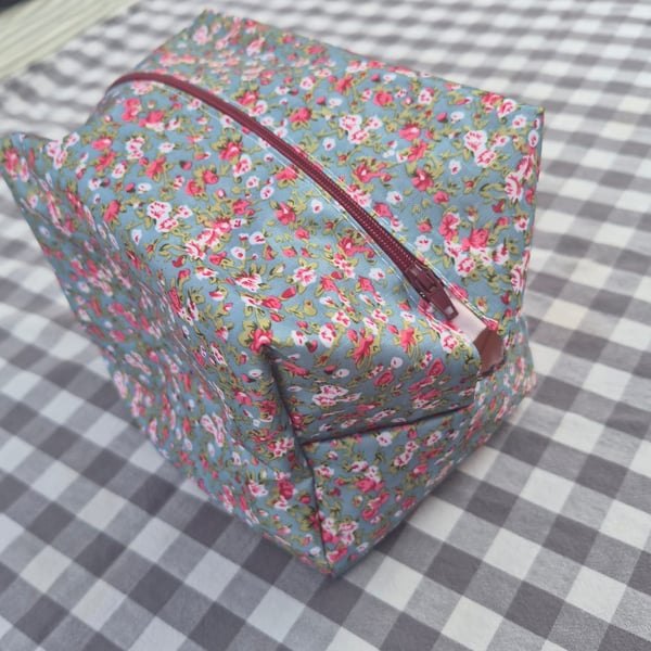 Hand made make up pouch