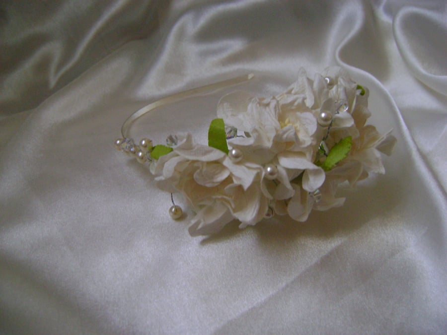 Ivory Gardenia Tiara