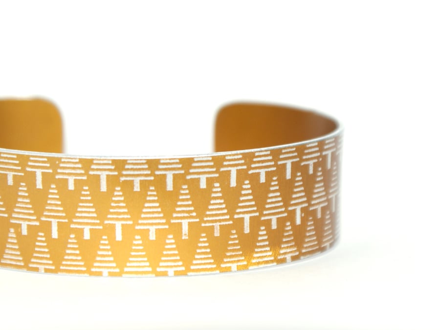 Geometric tree pattern cuff bracelet mustard