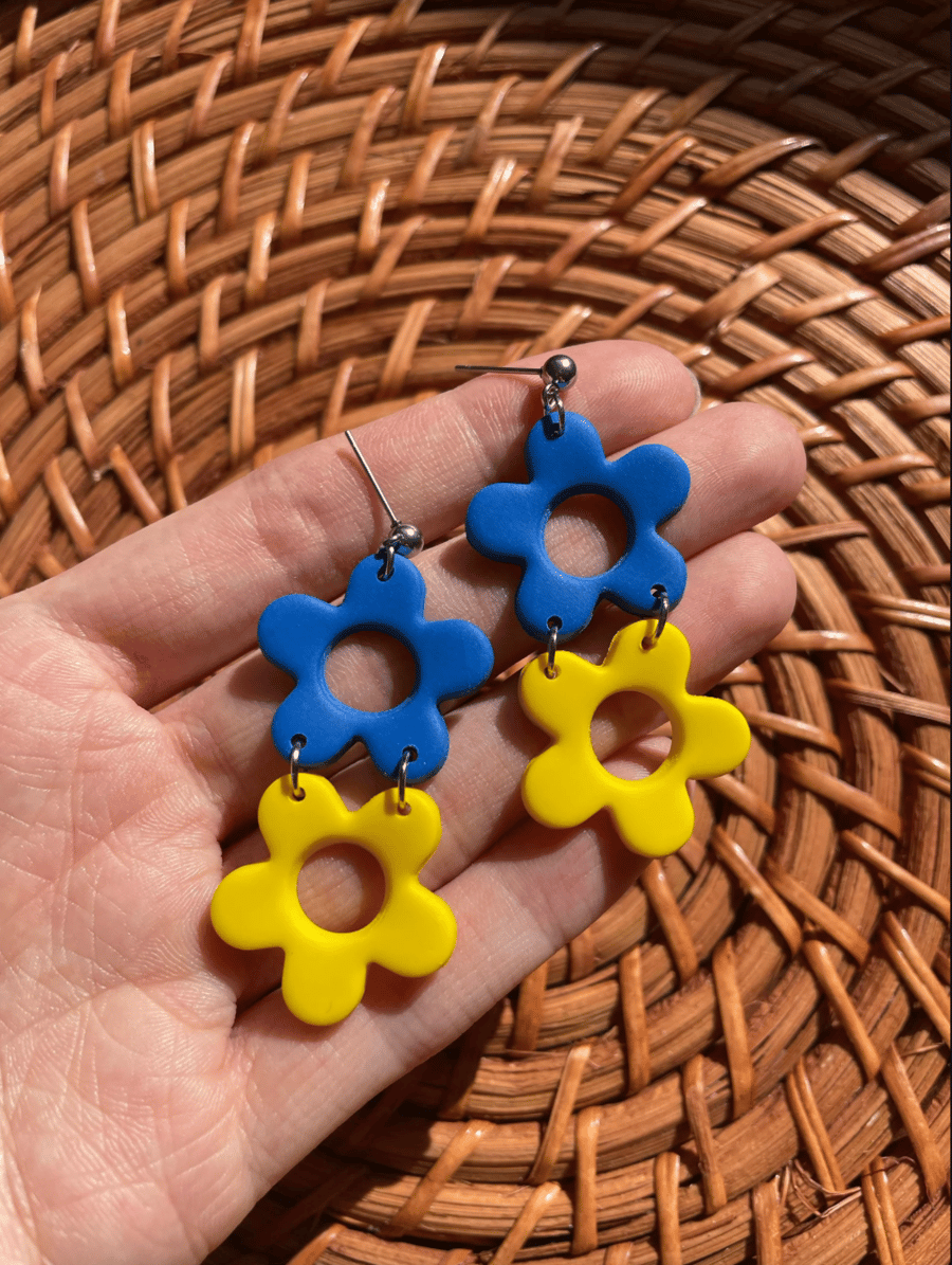 Ukraine flag earrings, all profits go to support Ukraine