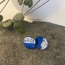 Stud earrings in royal blue and silver