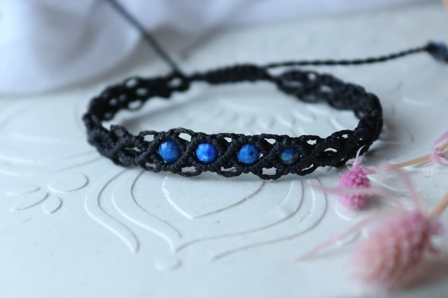 Macrame bracelet with Lapis lazuli crystal , natural stone 