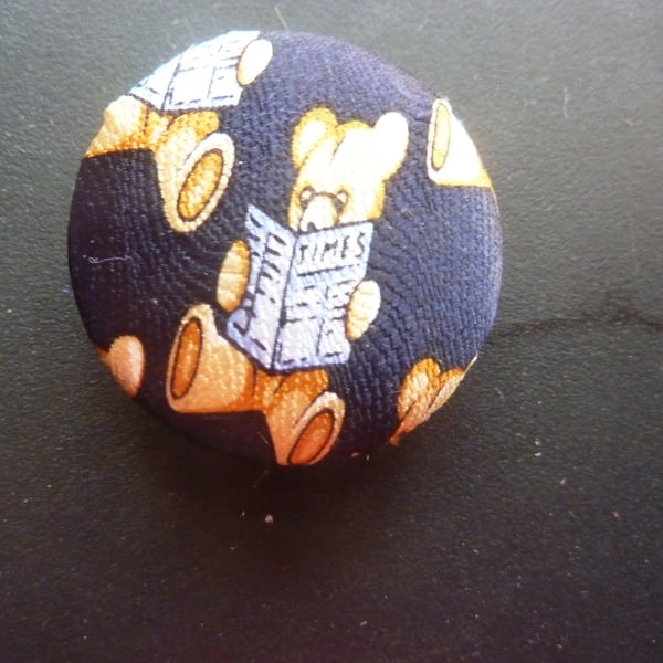 2 Silk Buttons Teddy Bear Reading TIMES Newspaper 1.25ins 3cms 