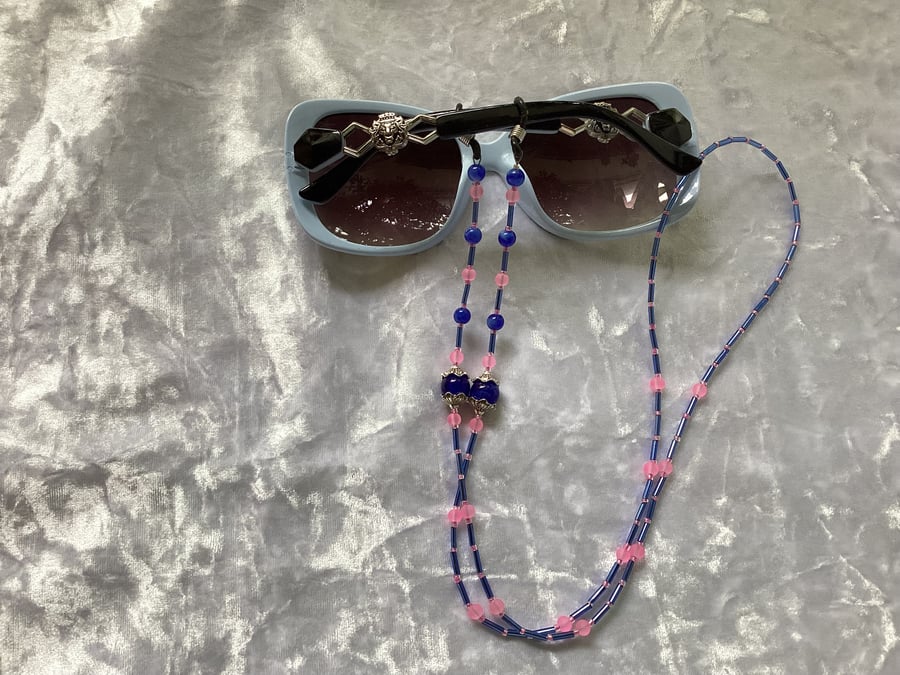 Pink and blue beaded glasses lanyard