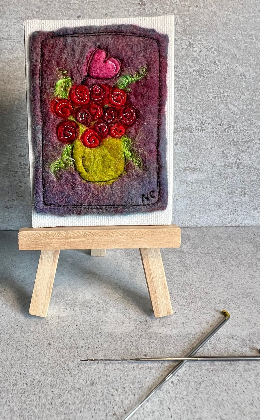 Roses easel 