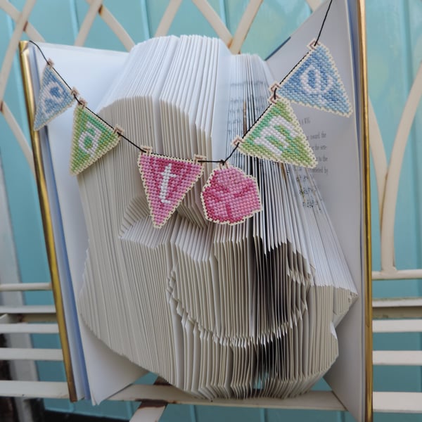 Alice in Wonderlands Cheshire Cat  Book Sculpture