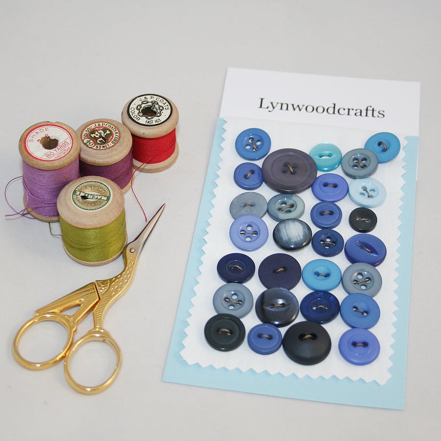 Buttons blue - including vintage
