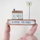 Little Wooden Painted House and Stamped Base in a Bag