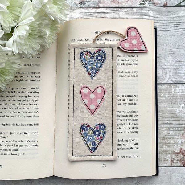 Heart bookmark