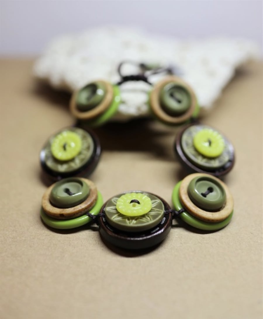 Autumn leaves color theme - Vintage Button Adjustable Bracelet